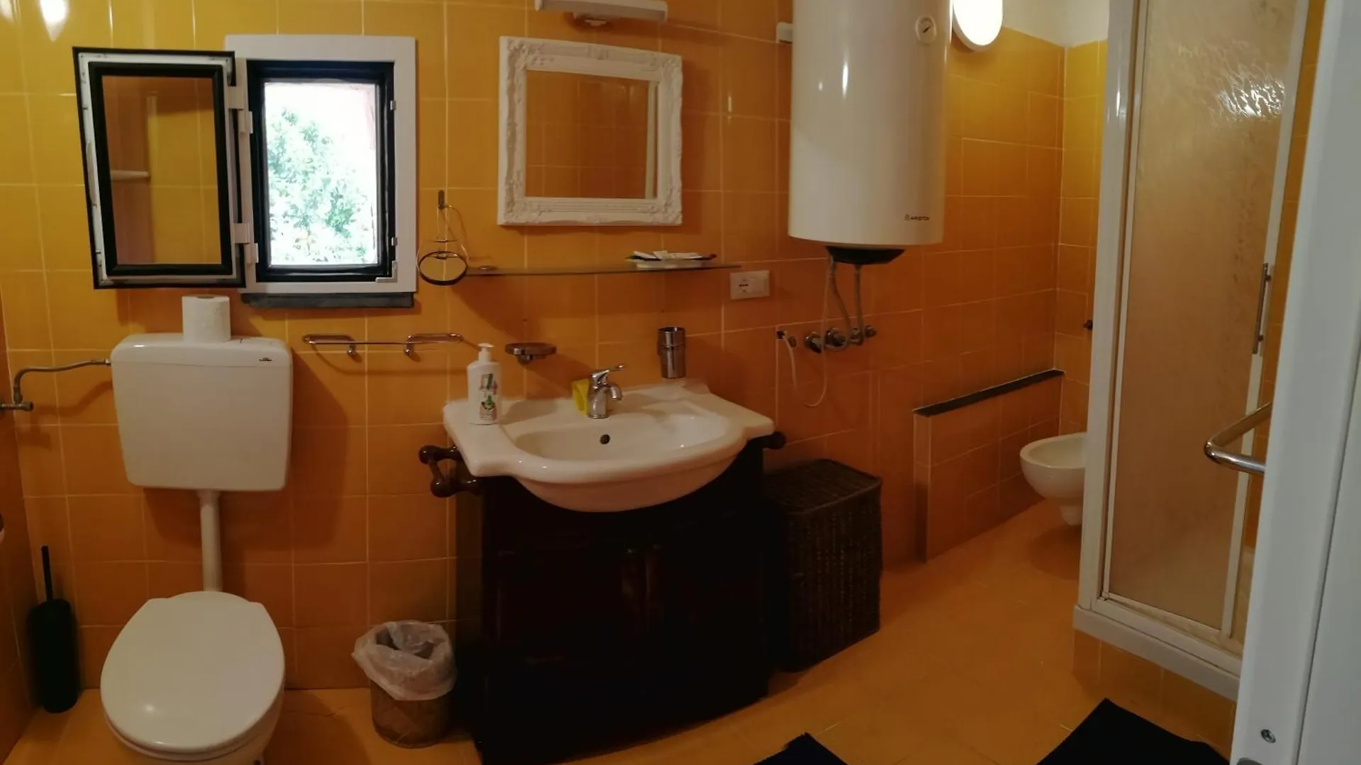 Casa Lorenzo Sulle Colline Di Levanto E Vicino Alle Cinqueterre Lt-0620